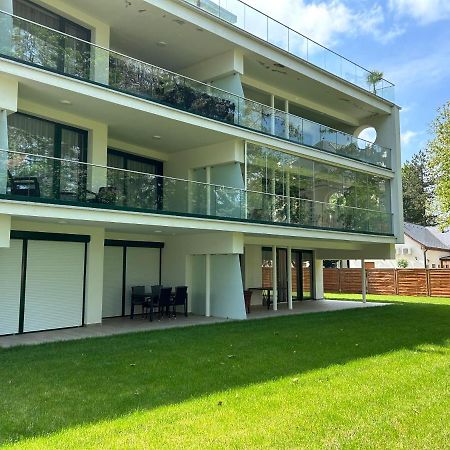 Villa Bauhaus Dream Deluxe T Сиофок Екстериор снимка
