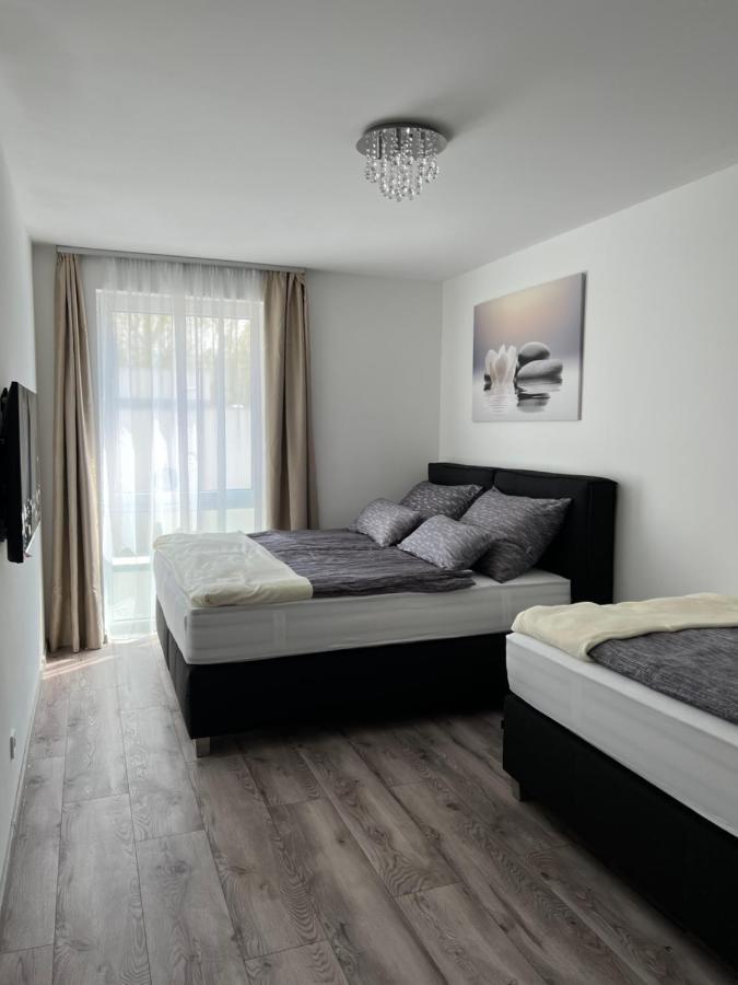 Villa Bauhaus Dream Deluxe T Сиофок Екстериор снимка